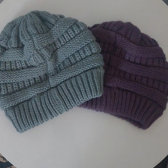 C.C BEANIE BUNDLE X2 BLUE & PURPLE EUC!! - Picture 3 of 3
